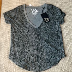 NWT Chaser snake tee XS